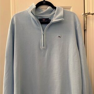 Vineyard vines pull over